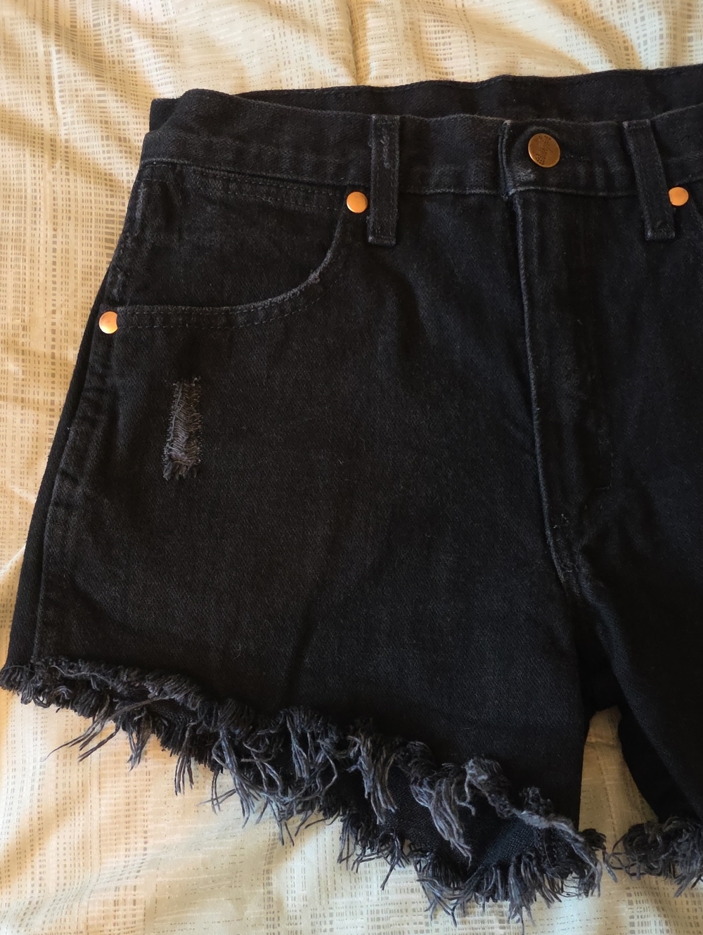 Wrangler Reworked Denim Cutoff Shorts - Picture 2 of 10